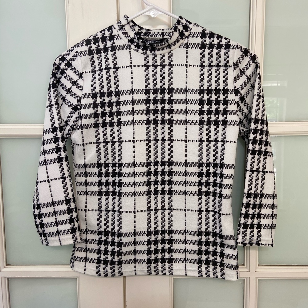 🌸 3 for $15 🌸 NWOT Plaid Top